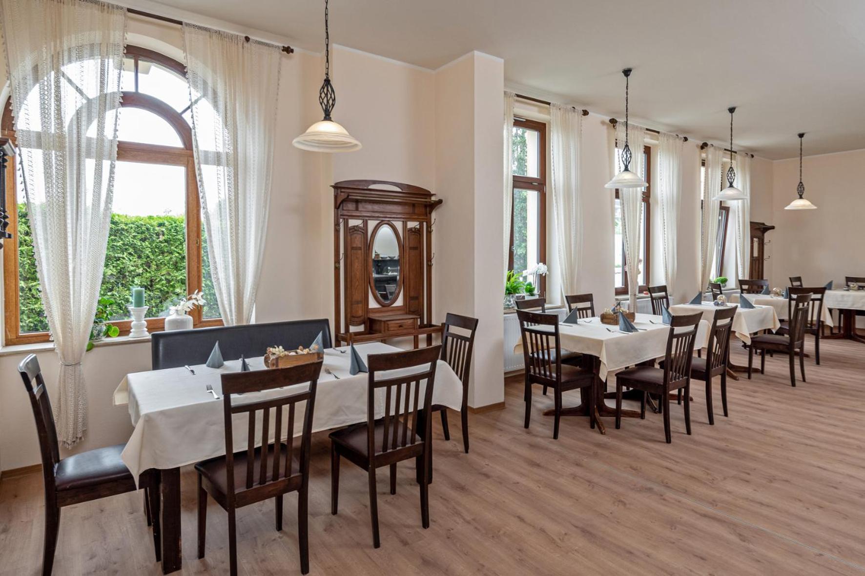 Hotel Reichskrone Heidenau  Buitenkant foto