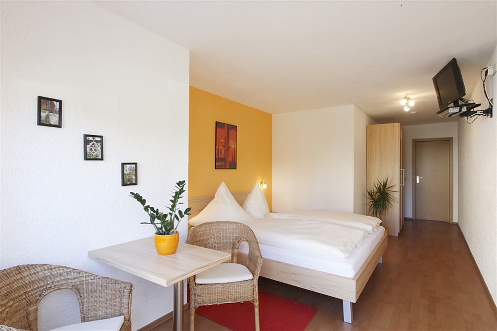 Hotel Reichskrone Heidenau  Buitenkant foto