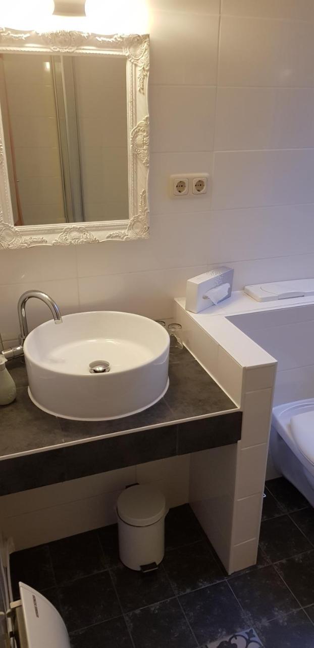 Hotel Reichskrone Heidenau  Buitenkant foto